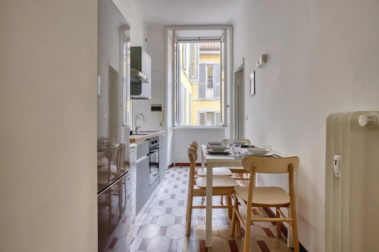 Joivy Mauri - Cosy Flats Near The Duomo Apartamento Milão