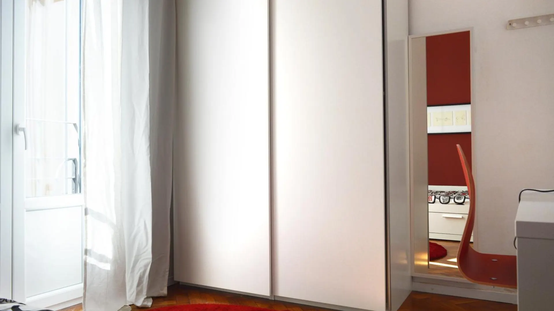 Joivy Mauri - Cosy Flats Near The Duomo Apartamento Milão 0*,