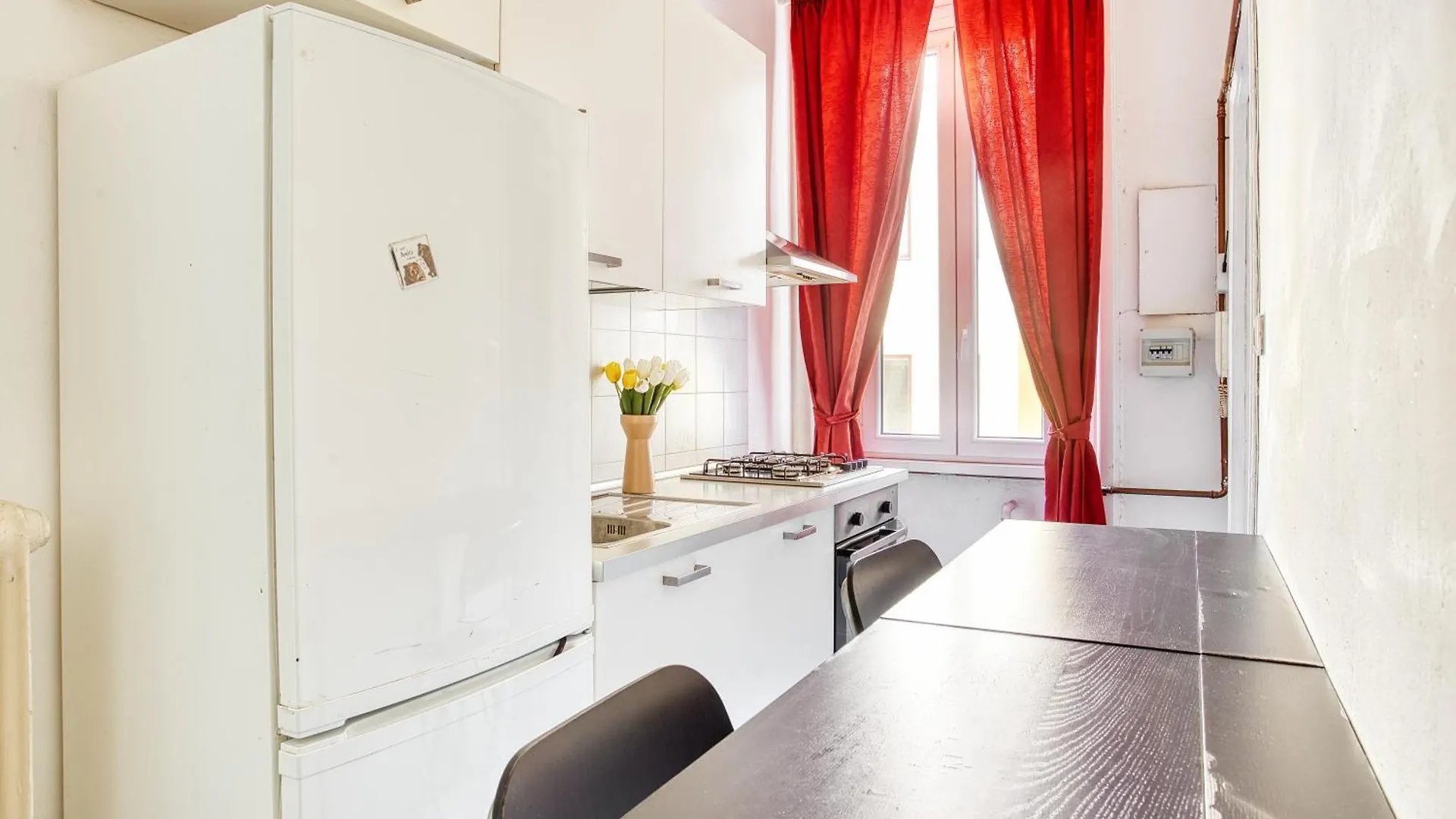 Joivy Mauri - Cosy Flats Near The Duomo Apartamento Milão